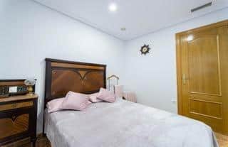 Appartement met 4 slaapkamers in Torrevieja — foto 23