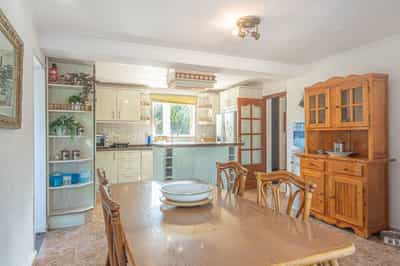 Property R4680067