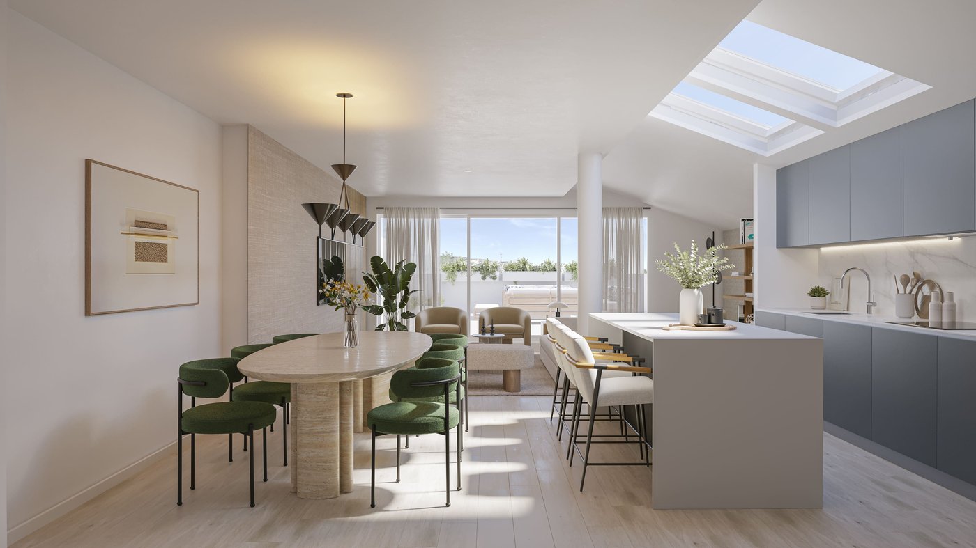 Amplio ático dúplex de 3 dormitorios con vistas al mar en Jávea