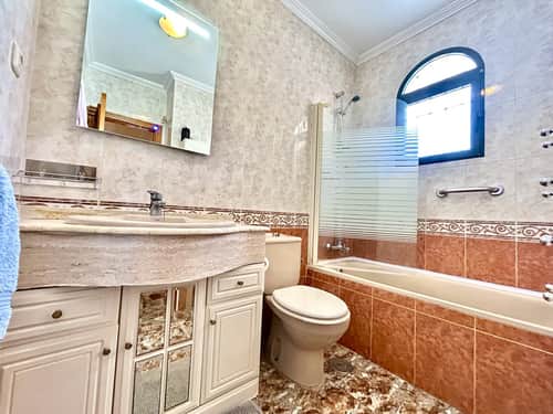 Rijwoning met 3 slaapkamers in La Zenia — foto 26
