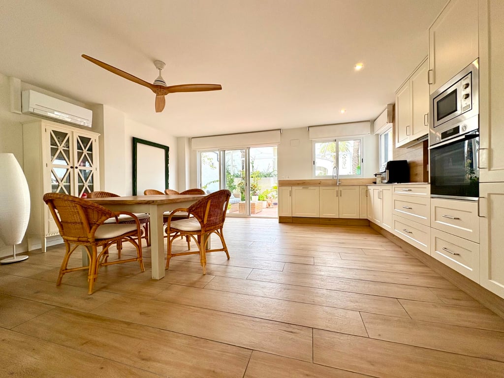 Property #RH20300 - 7