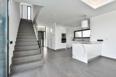 Property R4357066