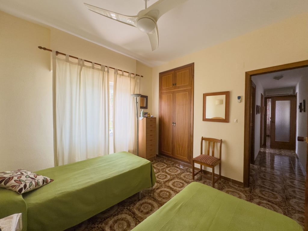 Apartamento en venta de 3 habitaciones con piscina en Denia - 20