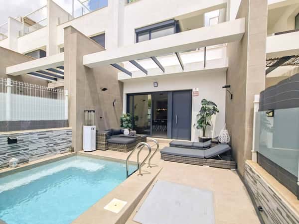 Villa met 3 slaapkamers in Villamartin