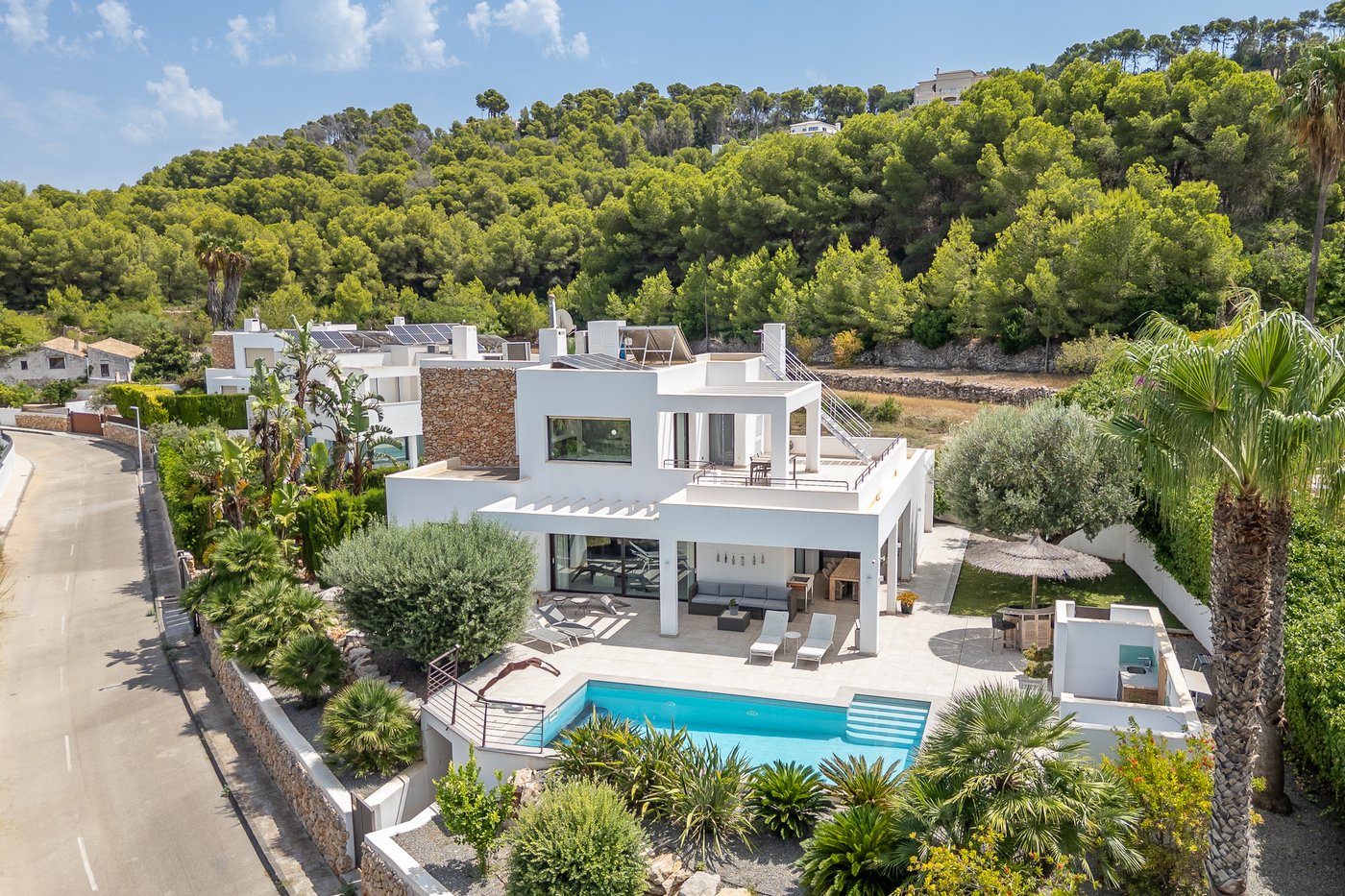 Modern detached villa with heated pool in El Portitxol, Jávea