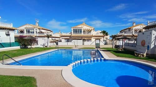 Rijwoning met 3 slaapkamers in Orihuela Costa — foto 10