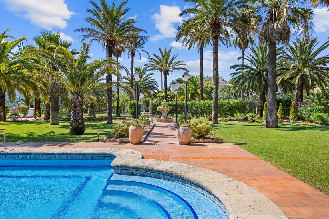 13-bed Villa in Jávea photo 14