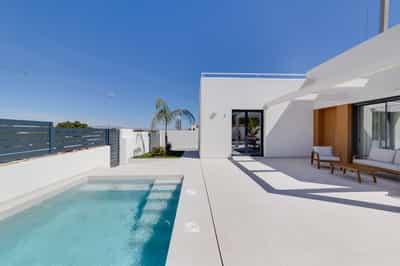 VILLA 4 2