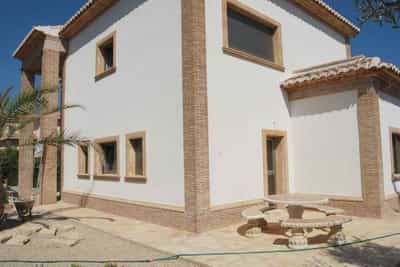 Property R4184008