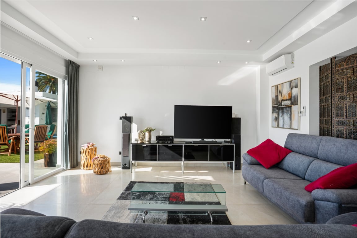 5-bed Villa in Jávea photo 12
