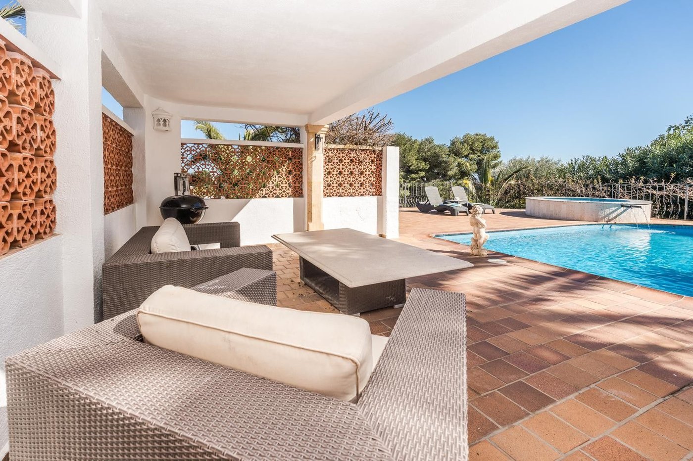 Luxury villa in Balcón al Mar, Jávea — 5 bed · 5 bath · €1,395,000