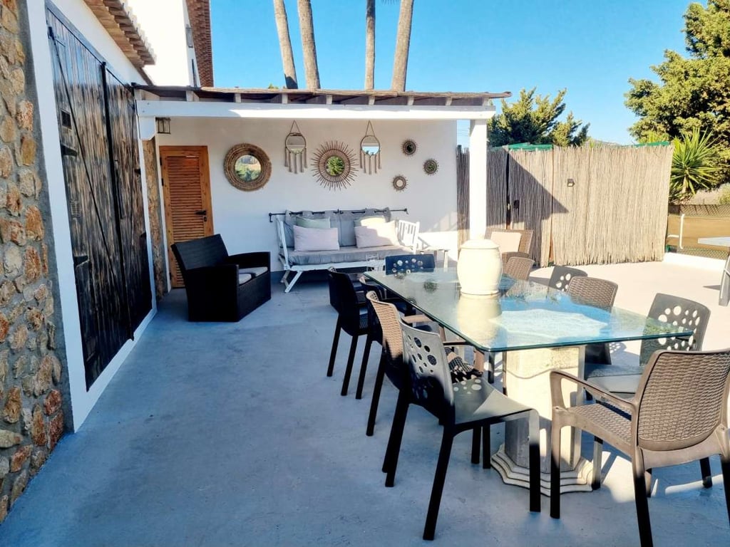 1 · Lliber ·  1.500.000€€ 1 · Lliber ·  1.500.000€€