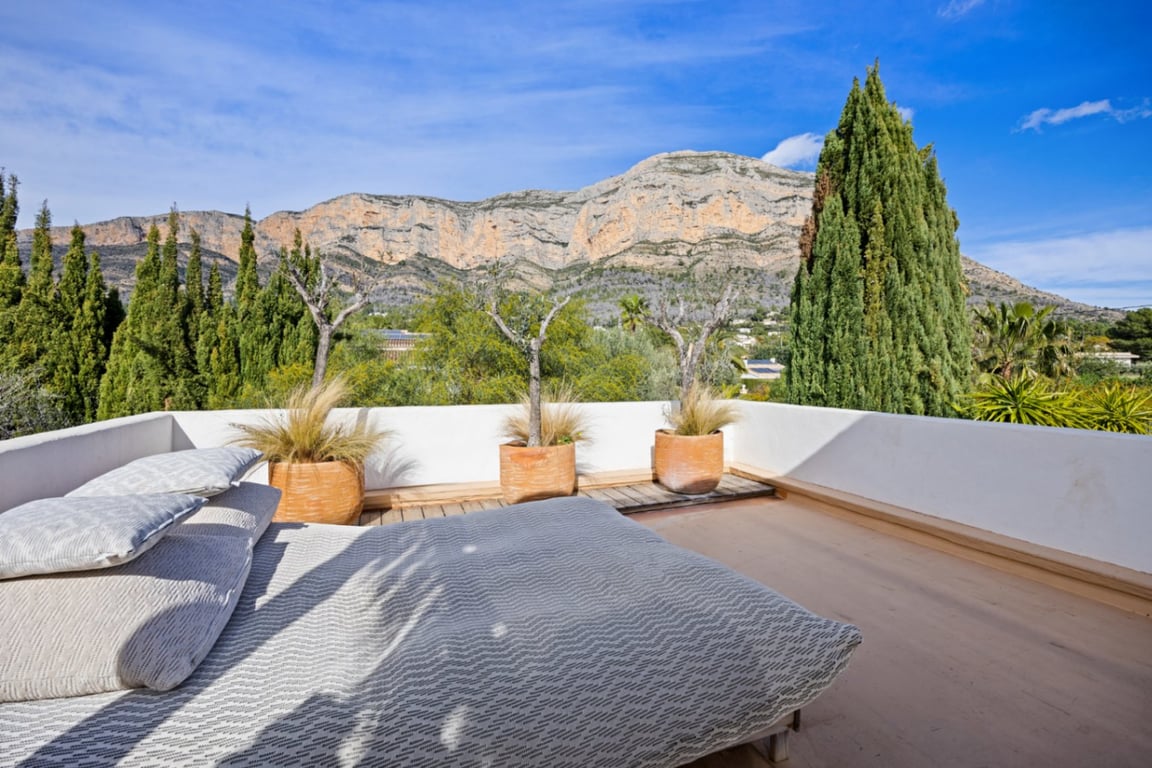 Villa reformada en la zona del montgo con casa independiente para invitados - 53