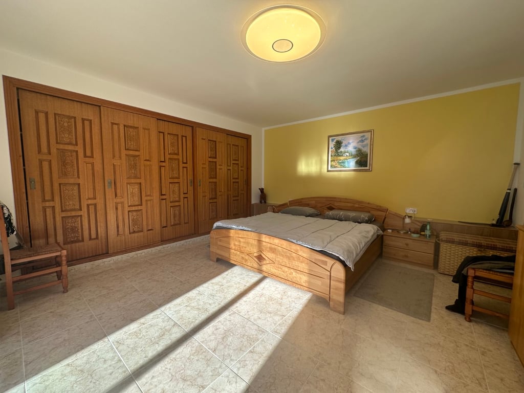 Lujoso Chalet con parcela amplia en venta en Denia - 13