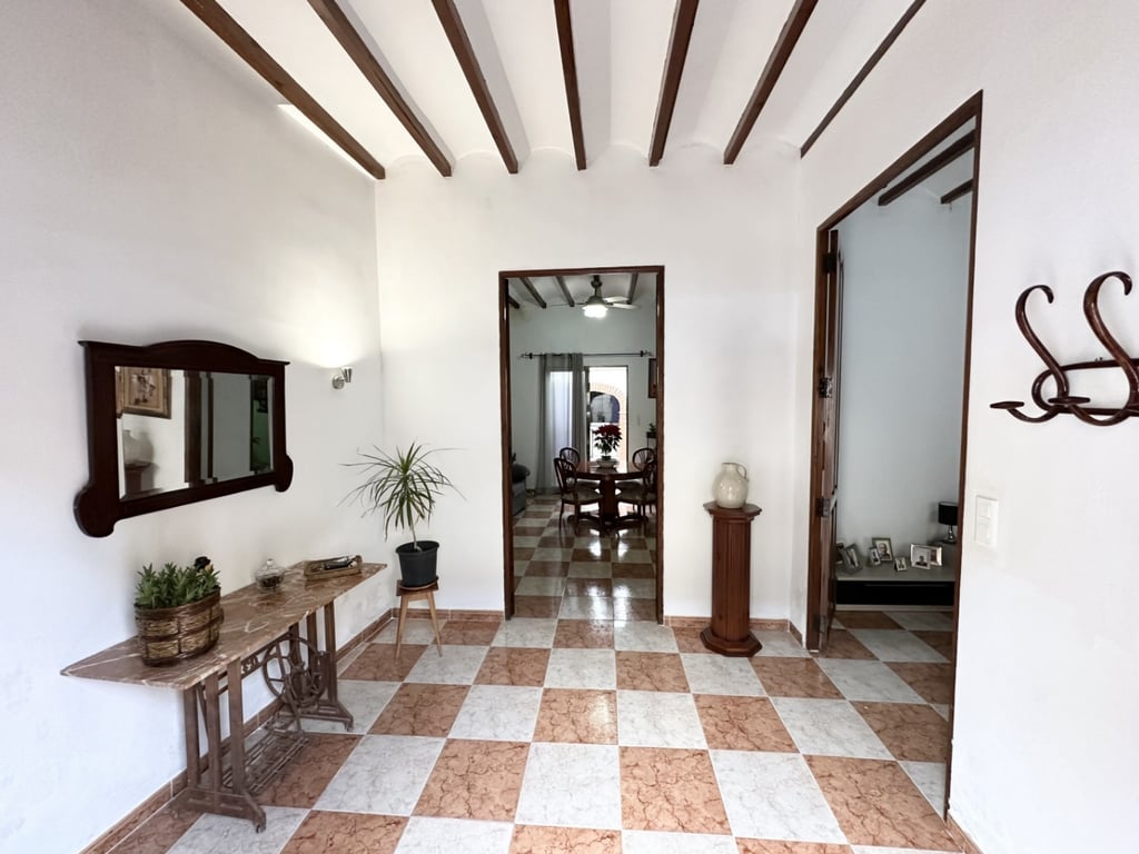 Casa de poble d'estil tradicional a Pego - 2