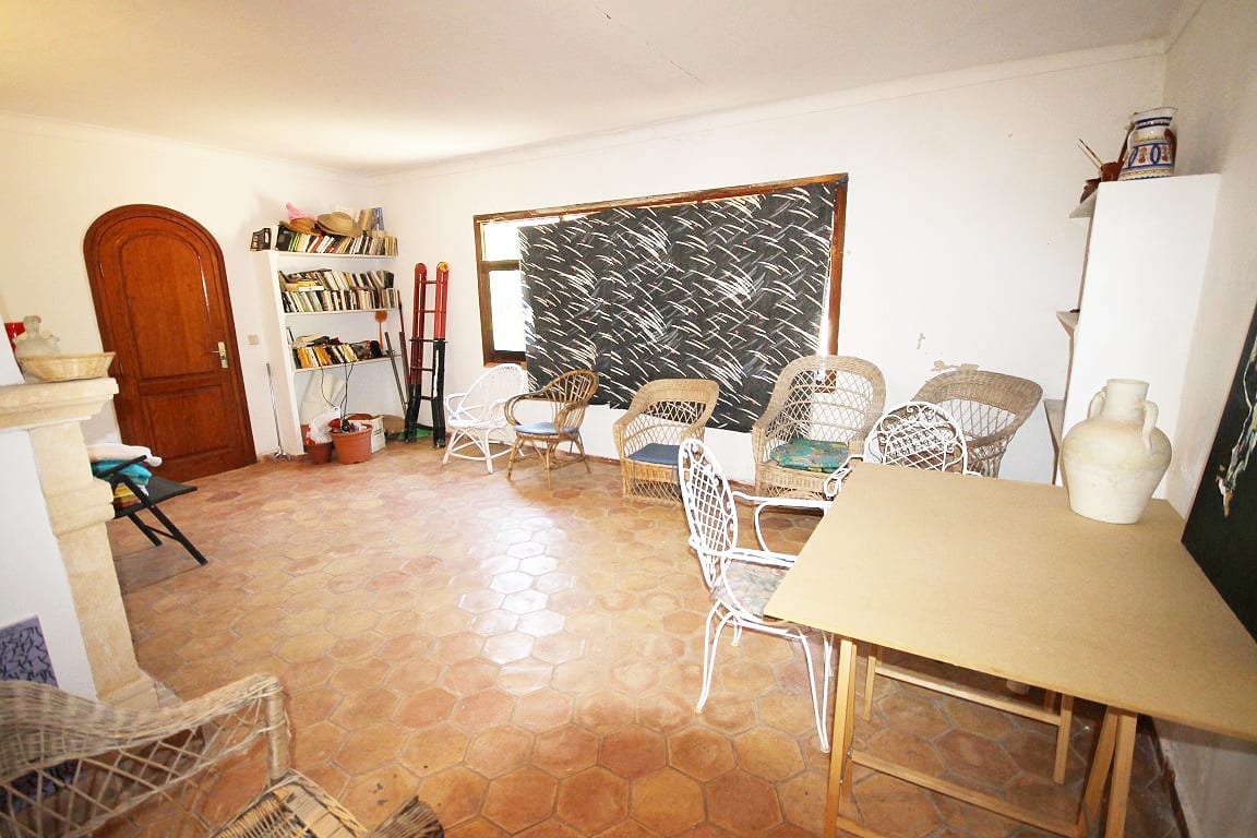 Property #RH20774 - 10