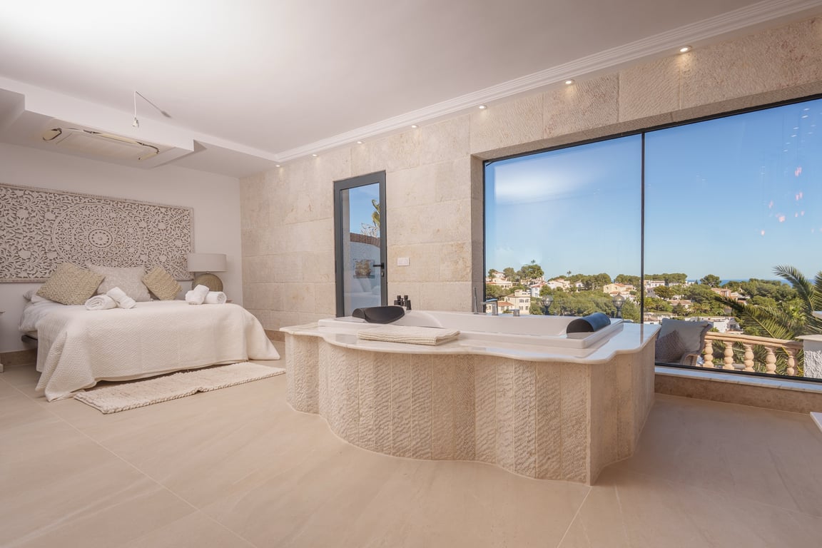5-bed Villa in Jávea photo 16