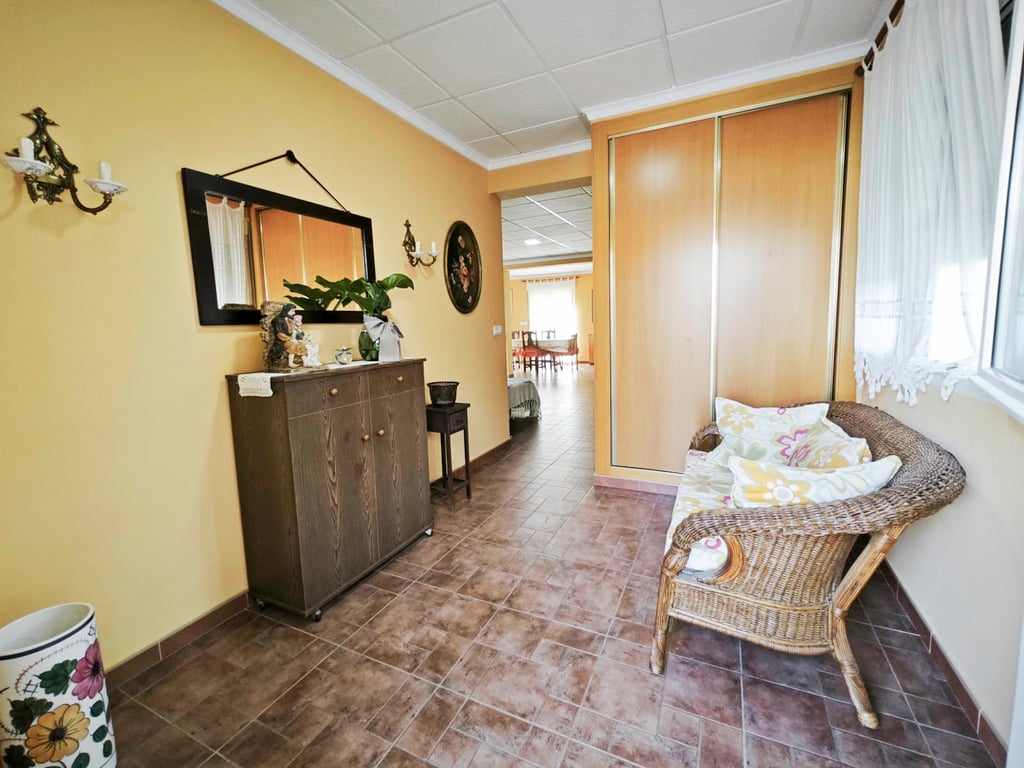 Villa de 270 m2 con piscina en venta en Pedreguer, zona residencial a un paso del centro - 28