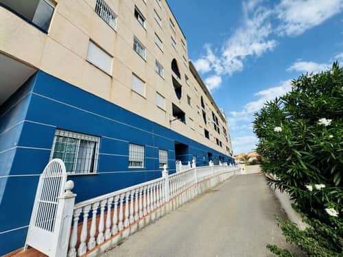 Gelijkvloers appartement met 3 slaapkamers, terras en gemeenschappelijk zwembad in La Mata — foto 11