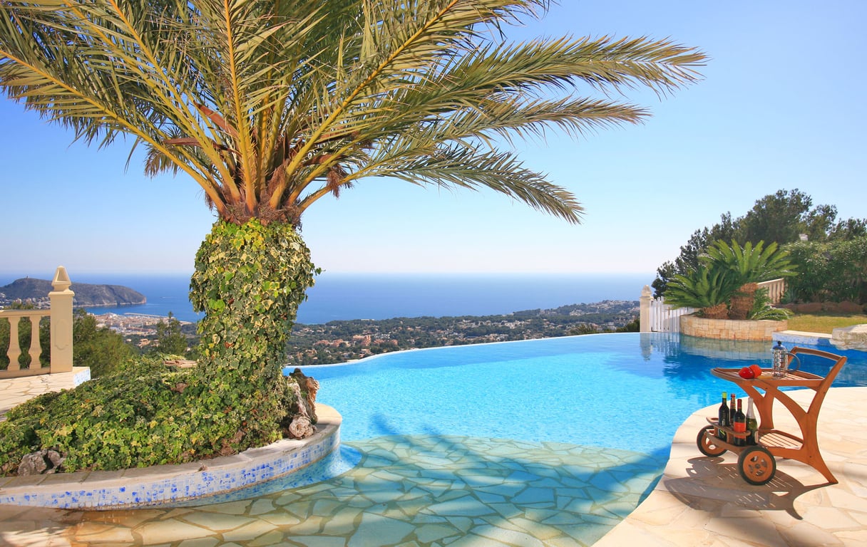 4-bed Villa in Teulada photo 5