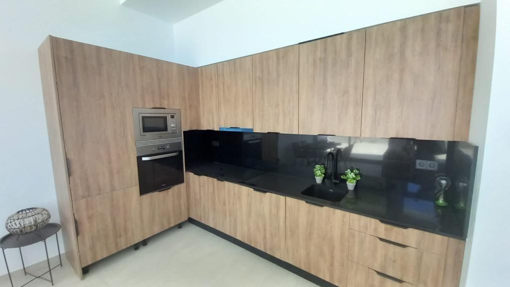 Property #RH20582 - 14