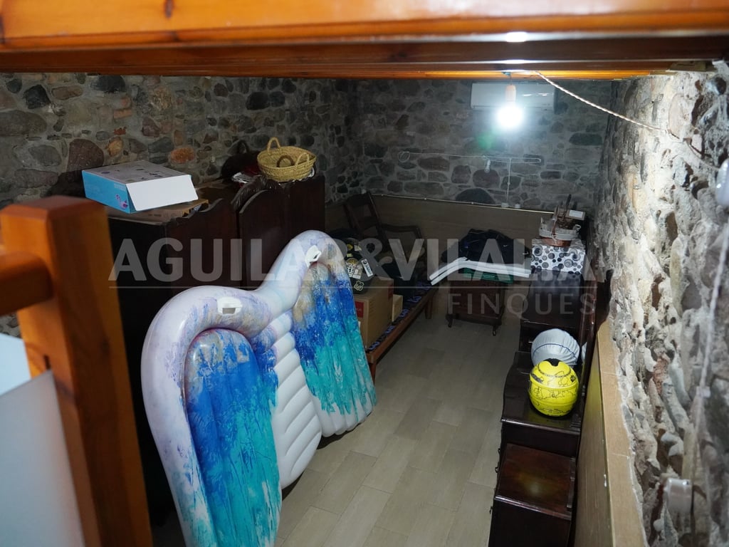 Masía con piscina, zona ecuestre y gran parcela en Granollers - 49