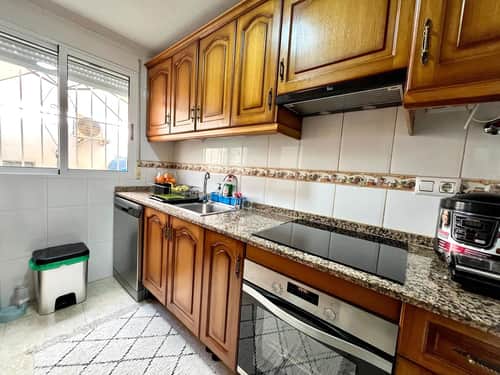Appartement met 4 slaapkamers in Torrevieja — foto 11