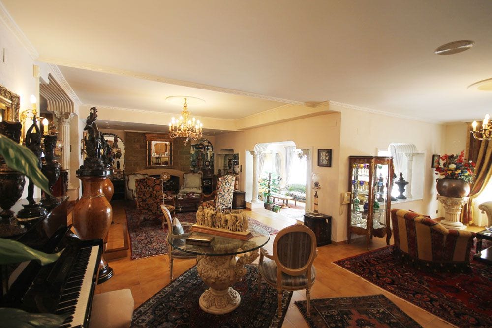 Property #RH20777 - 8