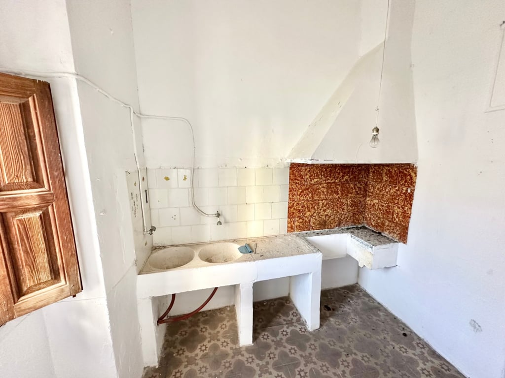 Casa de poble amb més de 100 anys d'història al nucli antic de Pego - 21