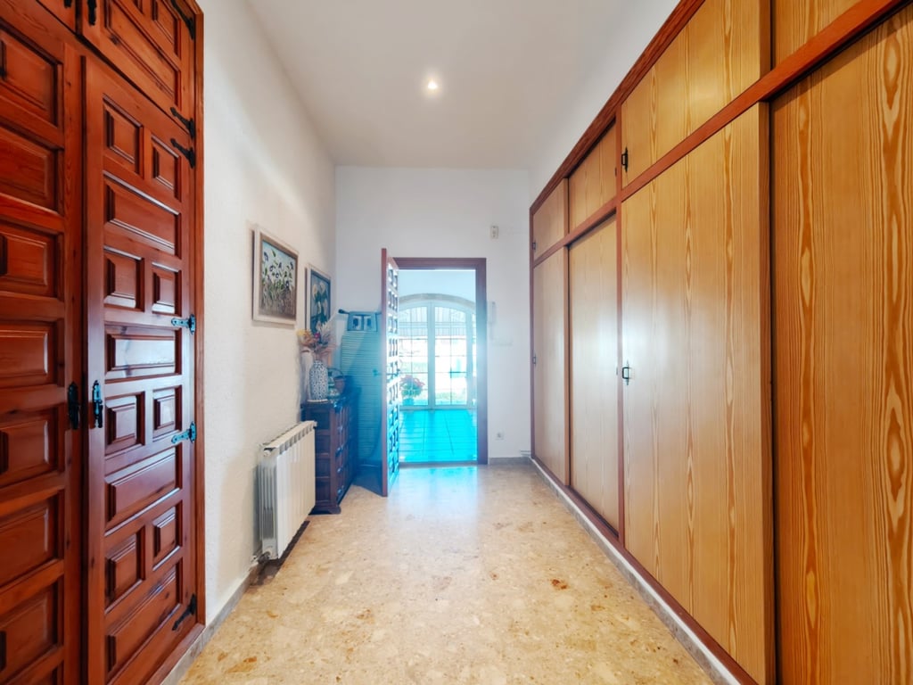 Villa en venta en el corazón del casco antiguo de Jávea con vistas al mar y parcela privada - 34