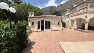 Property #AD 369