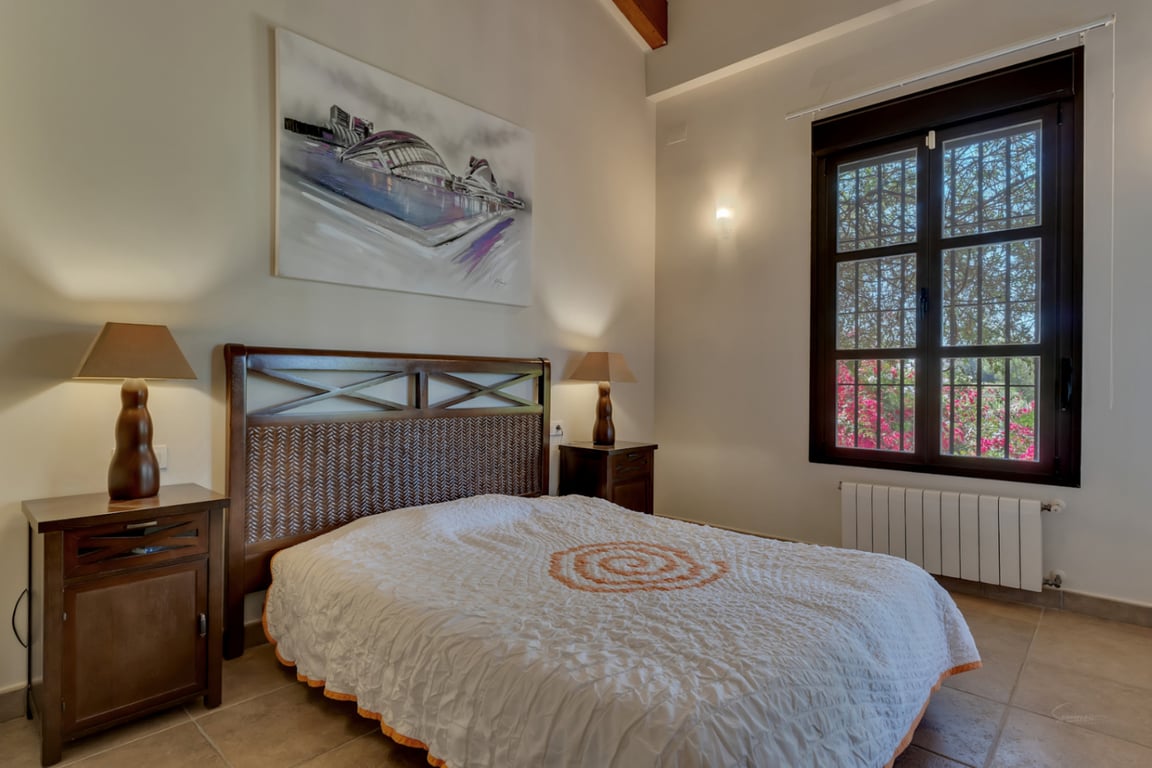 Impresionante Villa a la venta en Jávea, con piscina interior y exterior - 10