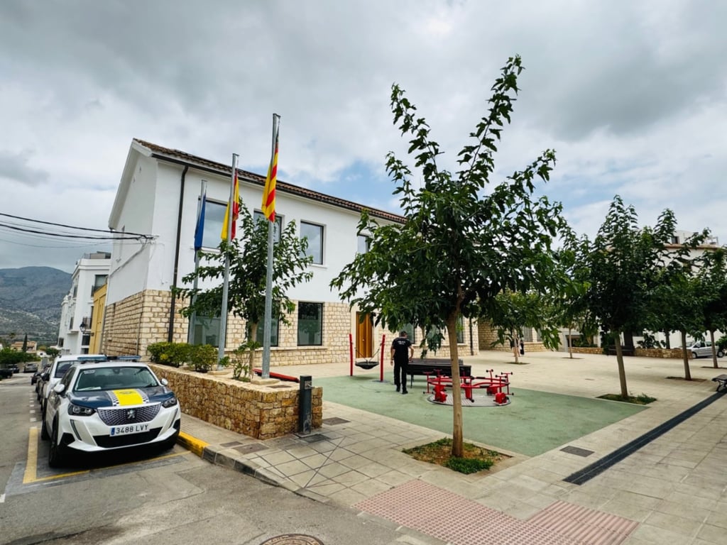 Orba. Apartamento reformado con patio en venta - 17