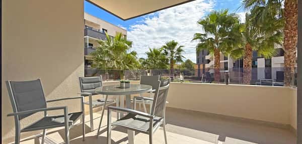 Appartement met 2 slaapkamers in Orihuela Costa