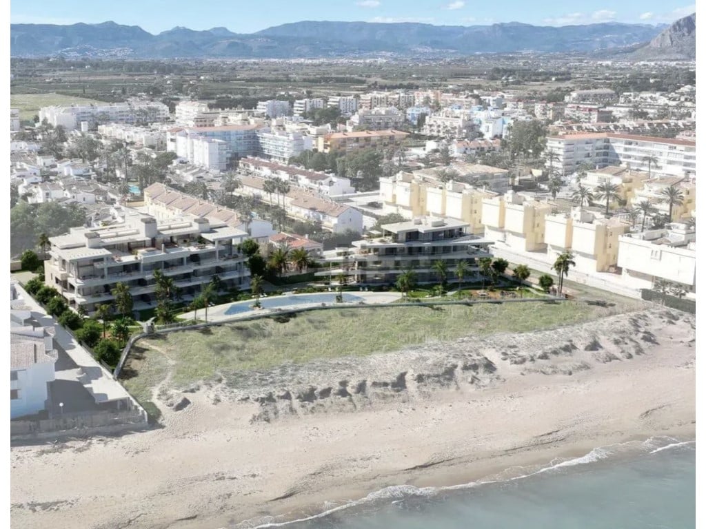 Brand-new 2-bed ground-floor apartment in Dénia with pool — terrace