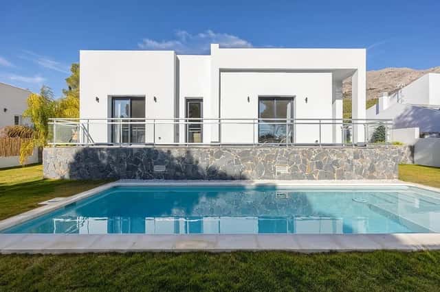 Villa mit Garage in Altea, 4 Schlafz., 226m²