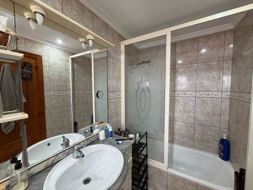 Property #RH20293 - 9