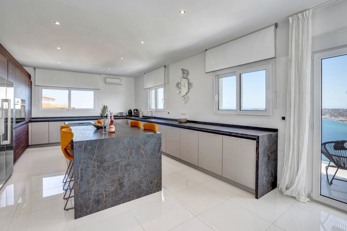 Venta. Chalet/Villa en Jávea