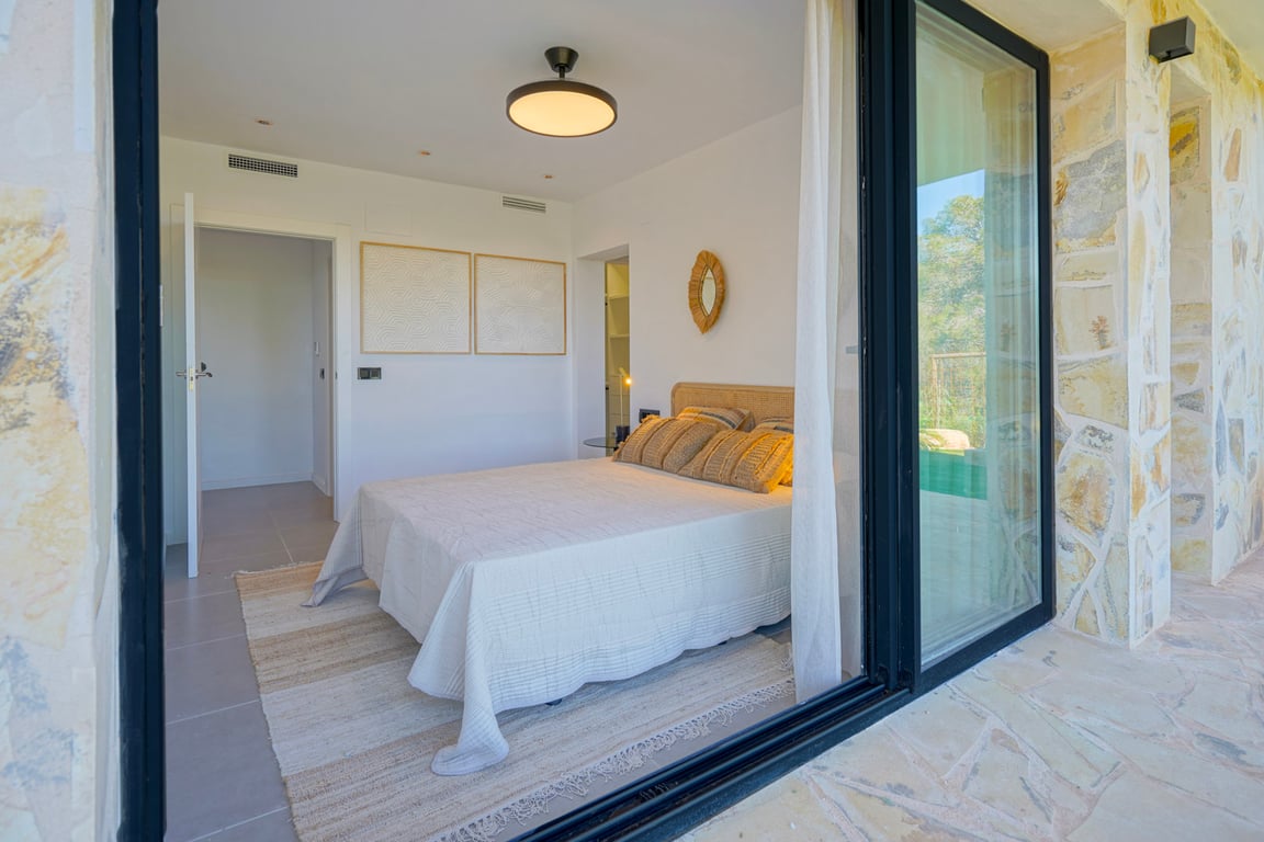 Property #RH20764 - 20