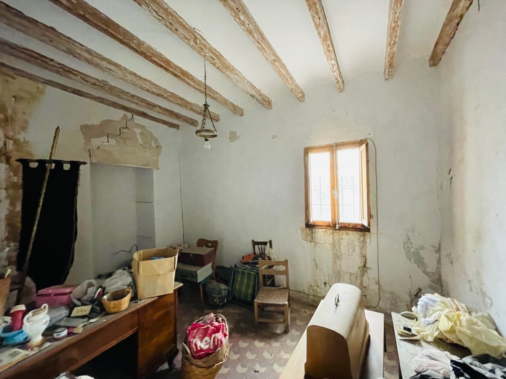 Vergel. Casa de pueblo grande con muchas posibilidades en venta - 10