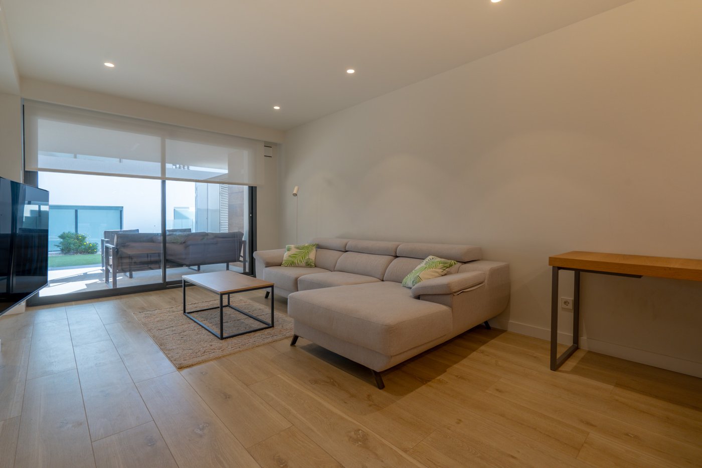 Villa Zirkonia — Sunny 2‑bedroom apartment in Cumbre del Sol