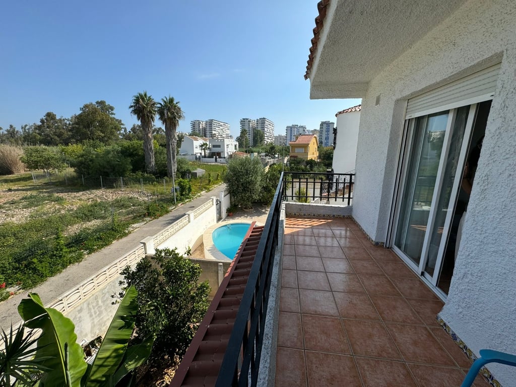 Property #RH20328 - 18