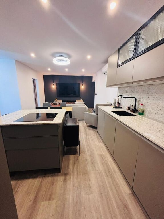 Property #RH21331 - 3