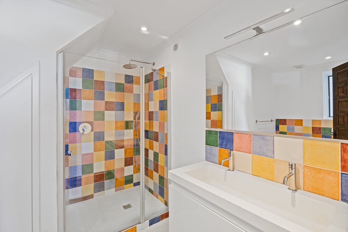 Property #RH20685 - 26