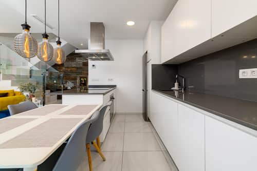 Rijwoning met 3 slaapkamers in Villamartín — foto 14
