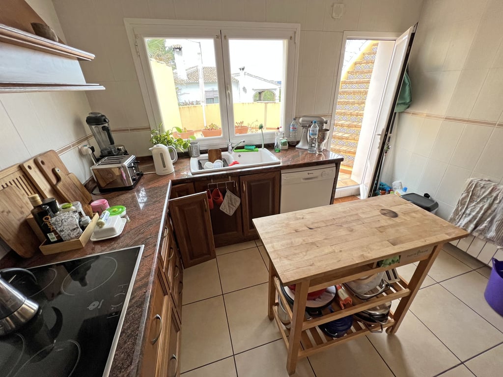 Villa cerca de la playa con vistas al mar en Jávea - 8