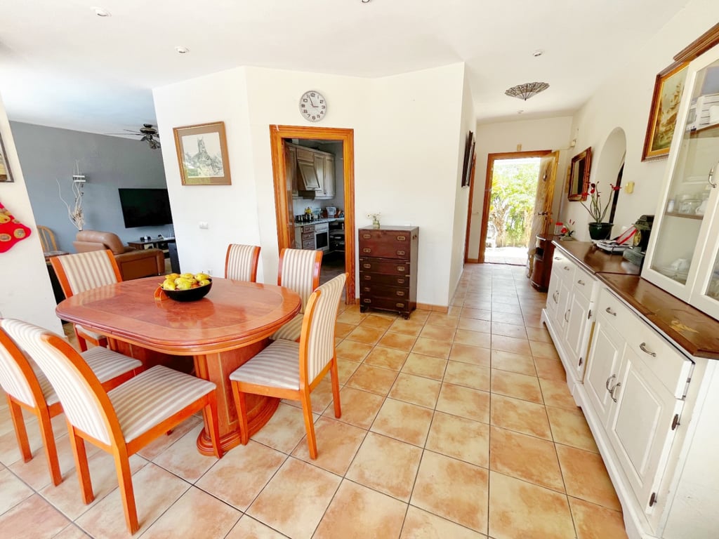 Villa a la venta en Javea con dos apartamentos independientes - 5