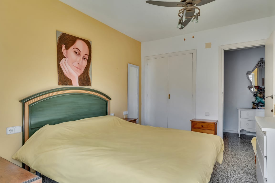 Apartamento con bonitas vistas al mar con garaje en la zona del puerto de Jávea - 11