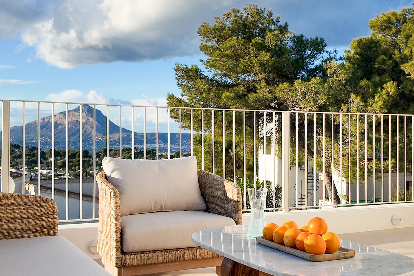 Isaac Albeniz- Contemporary Mediterranean Villa