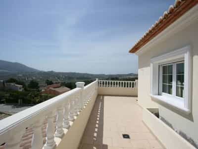 Property R4681000